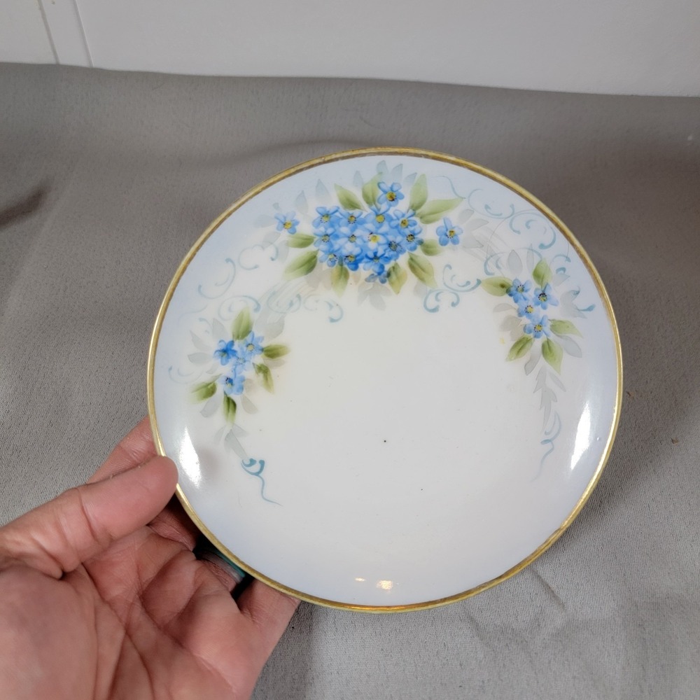 Vintage Hand Painted Small 6.5" Nippon Plate With Blue Flowers & Gold‎ Rim